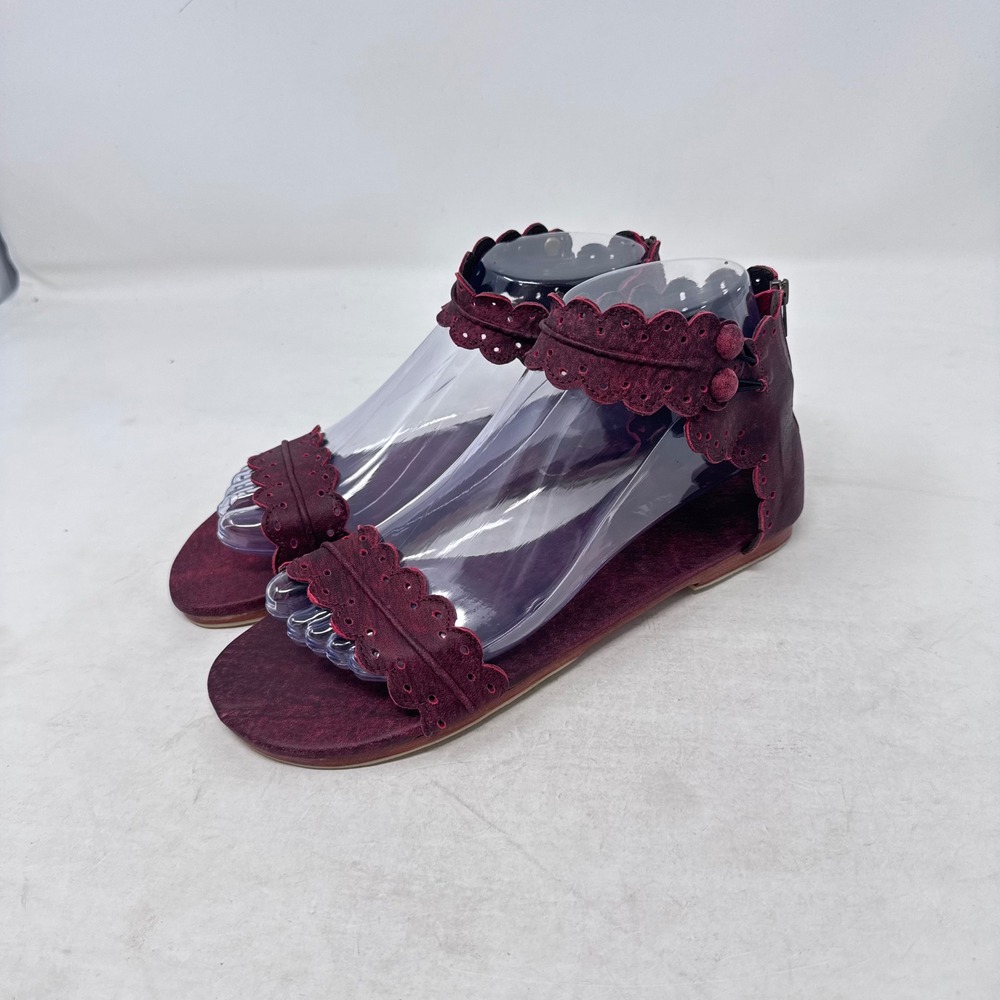 ELF Scalloped Ankle Strap Sandals Burgundy Size 8 Boho Festival Flat Shoes